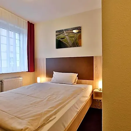 Stadt 3* Kamen