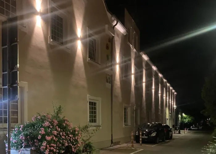 Stadt ホテル カーメン